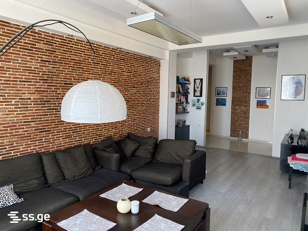 Giorgi Danelia st. 7 - 4 rooms