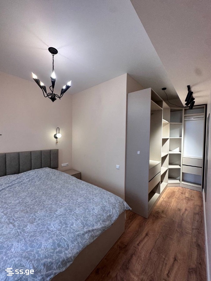 Bagrationi str. 196 - 3 rooms