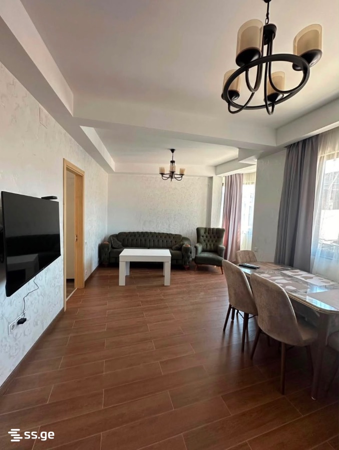 Chavchavadze st. 11 - 3 rooms
