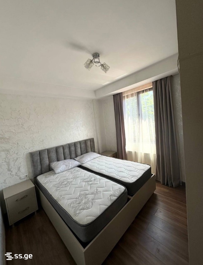 Chavchavadze st. 11 - 3 rooms
