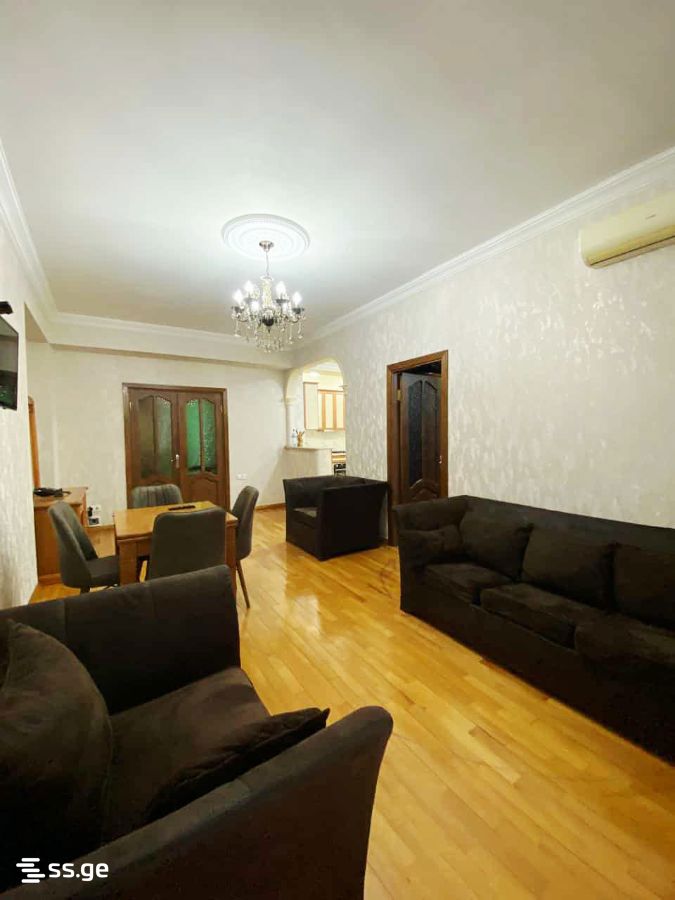 140 - 3 rooms