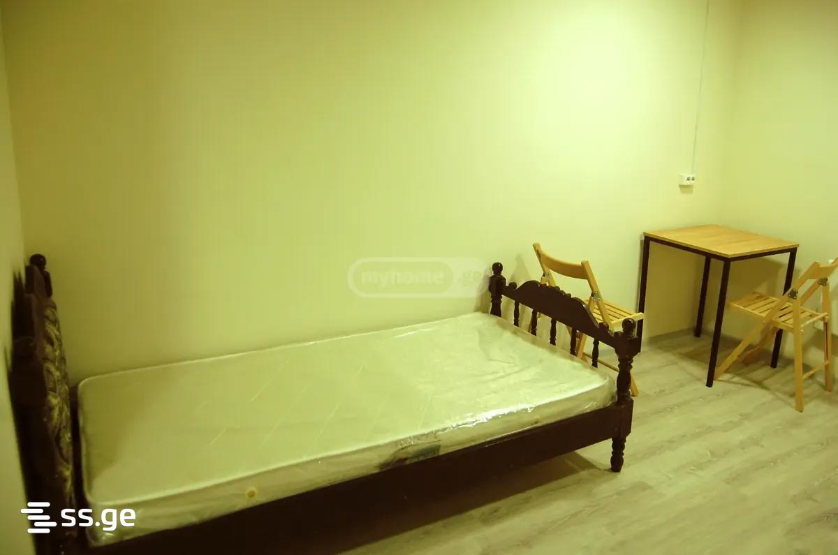 B. Zghenti St. 0 - 1 rooms