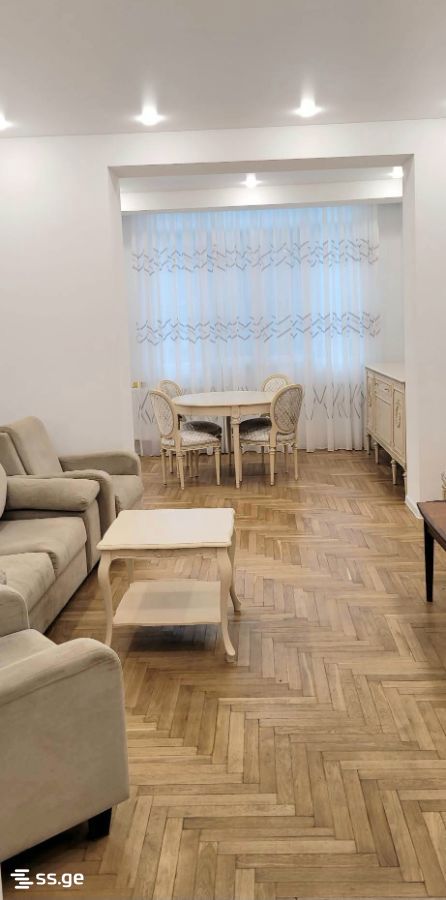 Vazha-Pshavela st. 5 - 3 rooms