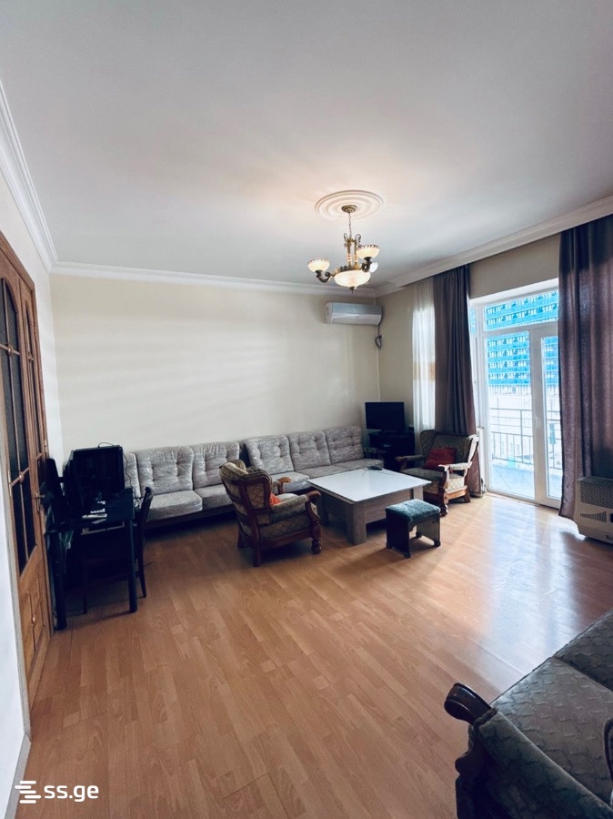 Sherif Khimshiashvili Ave 9 - 4 rooms
