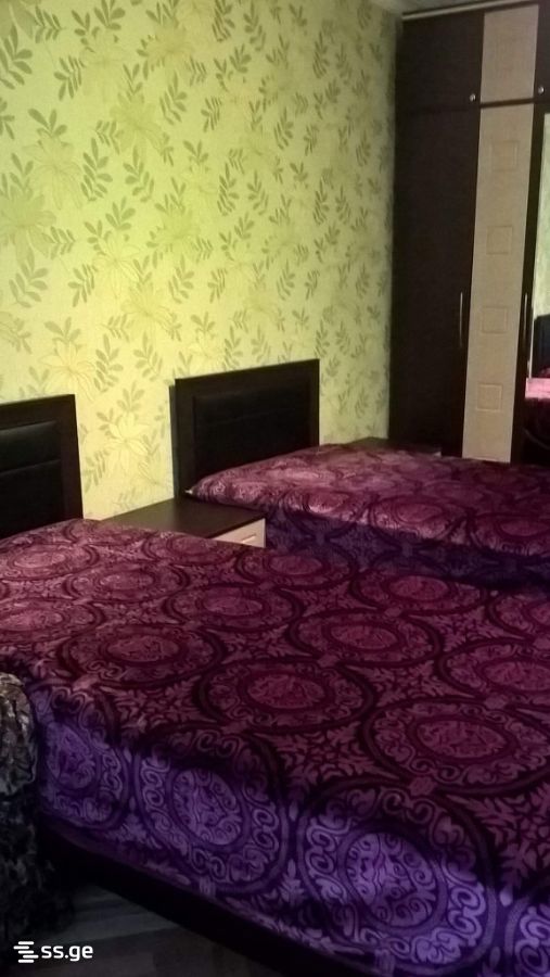 3 - 3 rooms