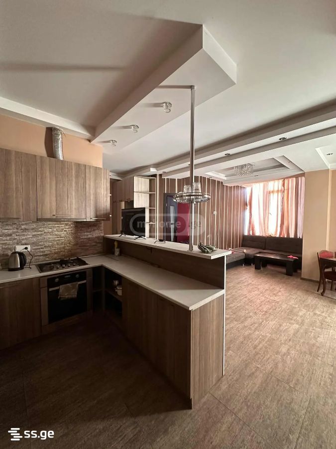 Vepkhistkaosnis st. - 3 rooms