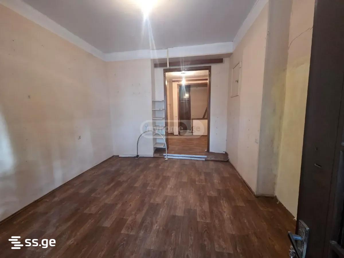a.wereTlis avenue 25 - 2 rooms