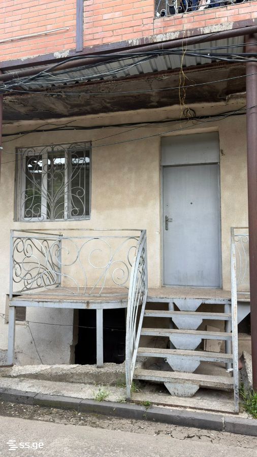 I. Abashidze st. .. - 2 rooms