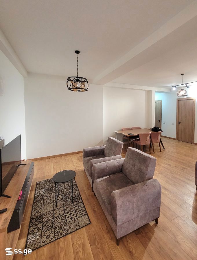 st. Phermcerta 2 - 4 rooms