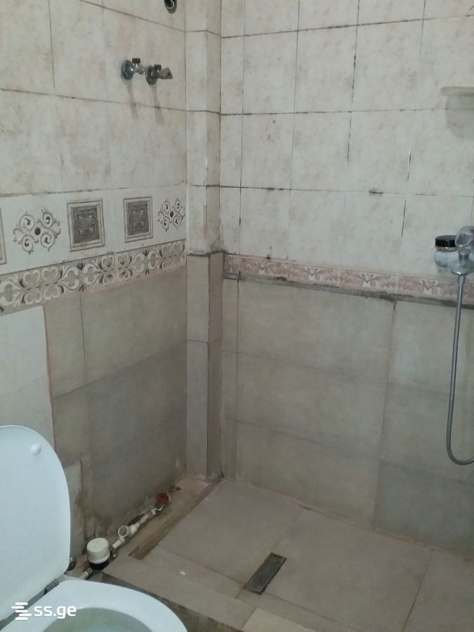 kandelaki st. 16 - 3 rooms