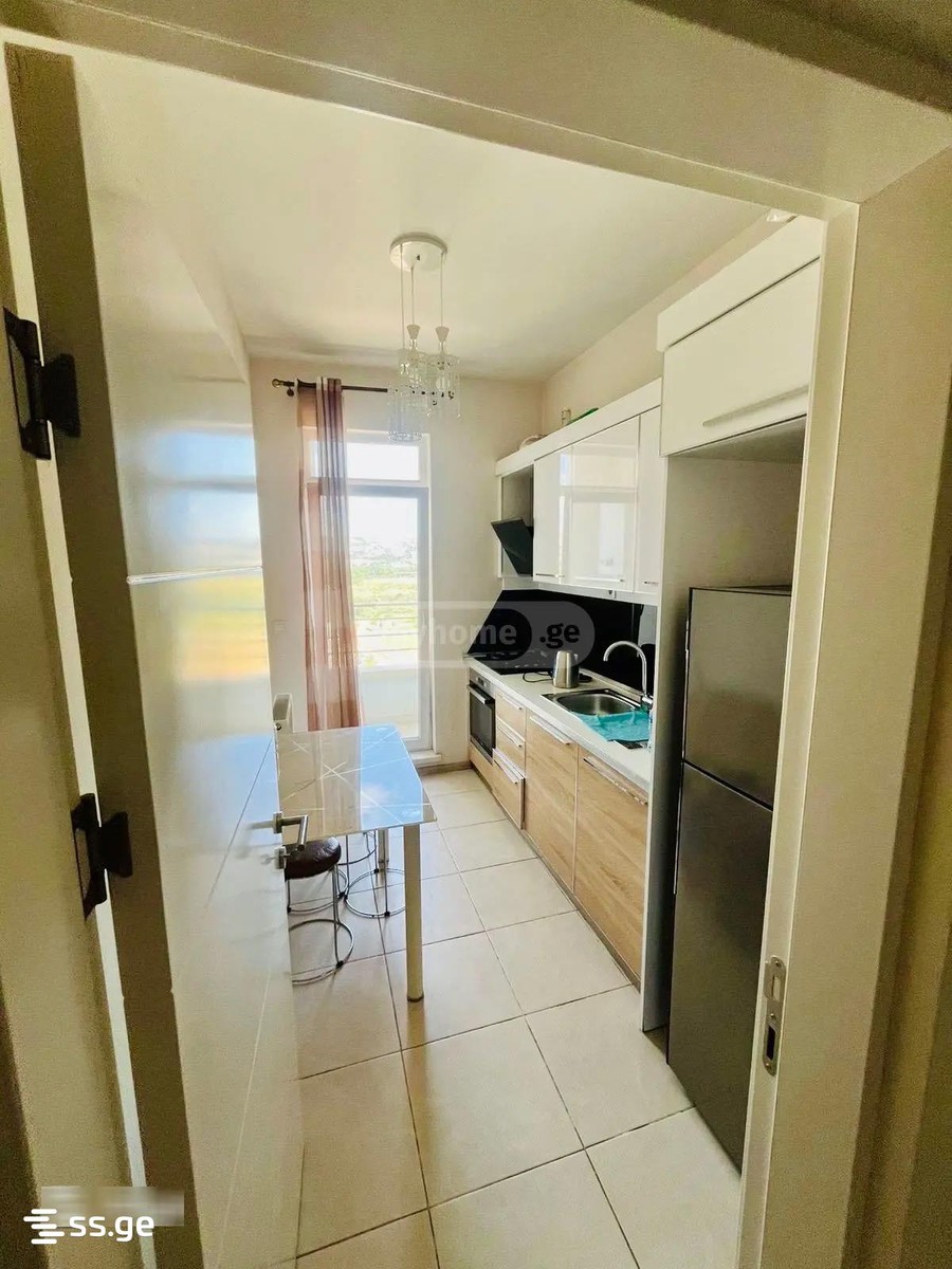 Bob walsh st. - 3 rooms