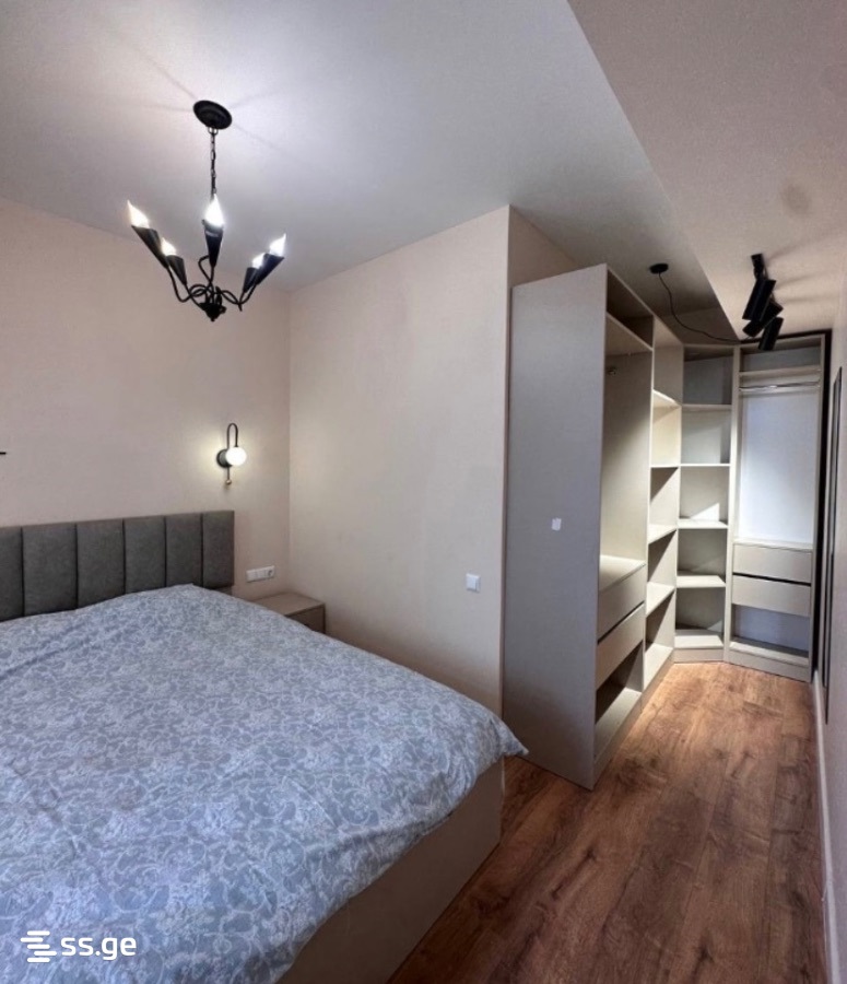 Bagrationi str. 196 - 3 rooms