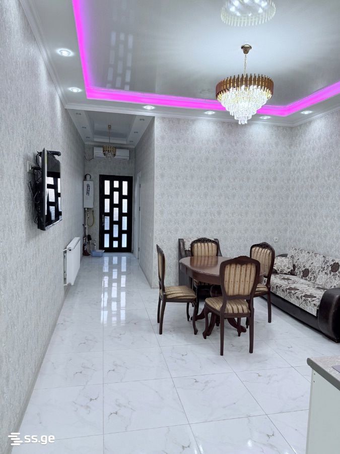 . - 3 rooms