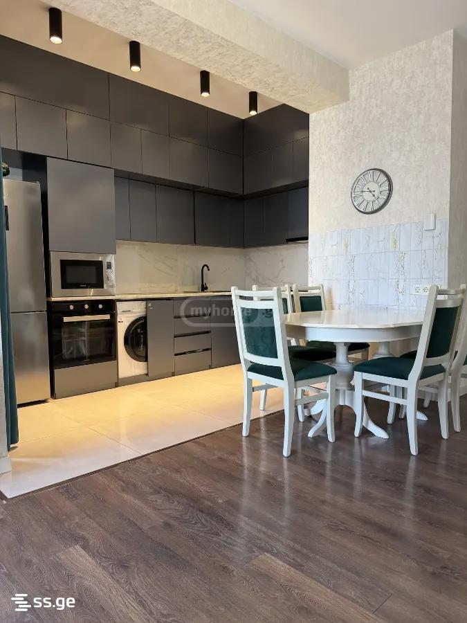 E. Amashukeli st. - 4 rooms