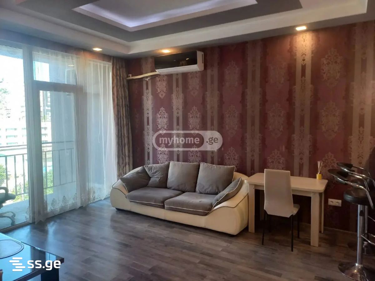 chkondideli st. 21 - 2 rooms