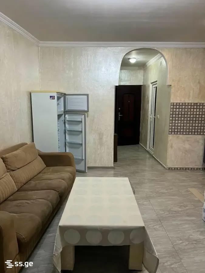 8 - 2 rooms