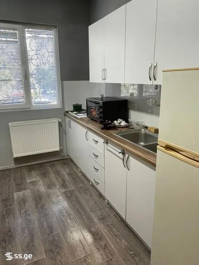 giorgi brtskinvale st. - 3 rooms