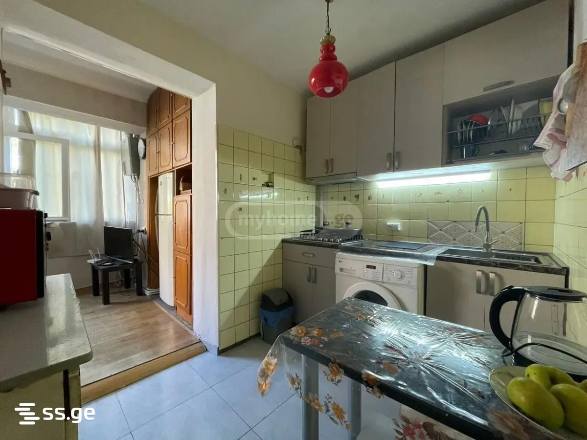 Tamarashvili st. (Saburtalo) - 3 rooms