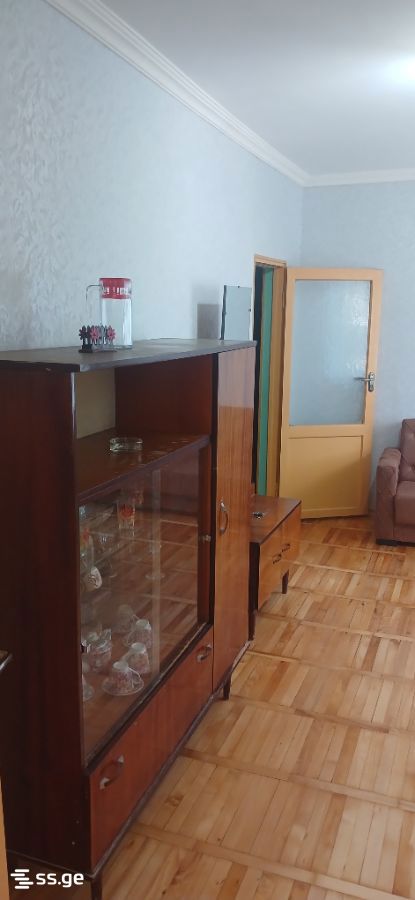 4 - 1 rooms