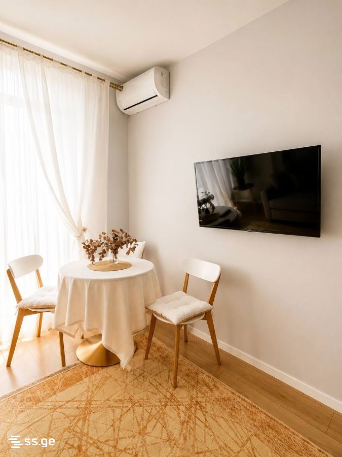 Lech and Maria Kaczynski street 5 - 2 rooms