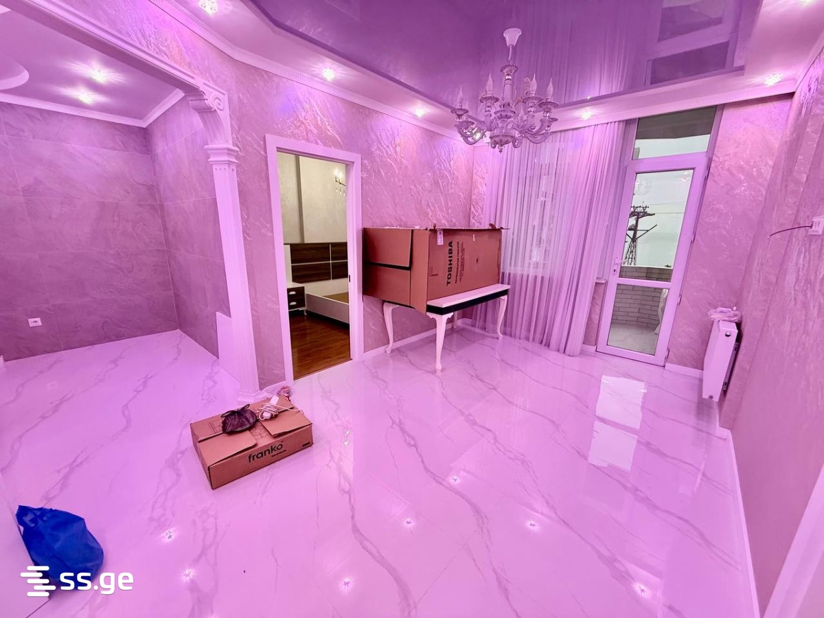 32 - 3 rooms
