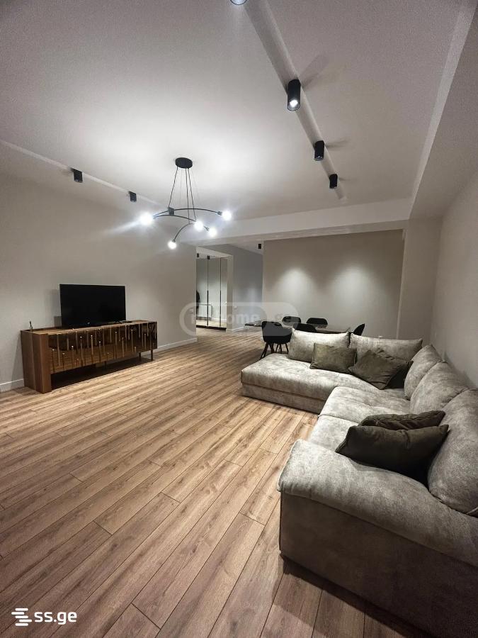 Avto Varazi st. - 4 rooms