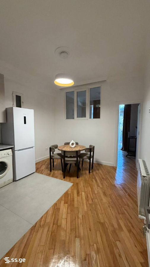 140 - 1 rooms
