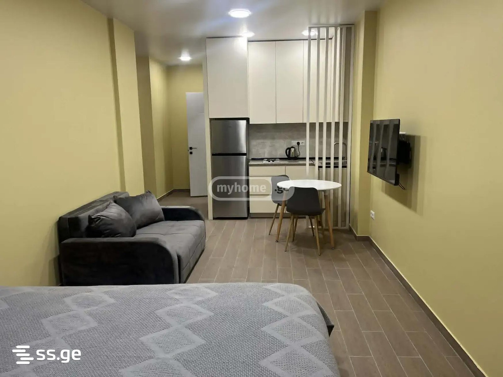 11 - 1 rooms