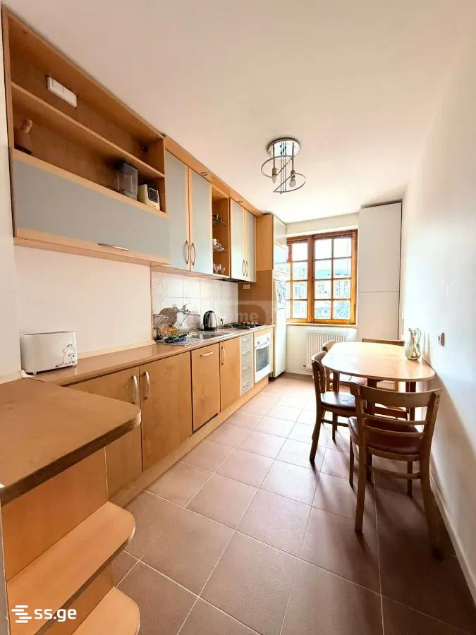 pekini st. 25 - 4 rooms