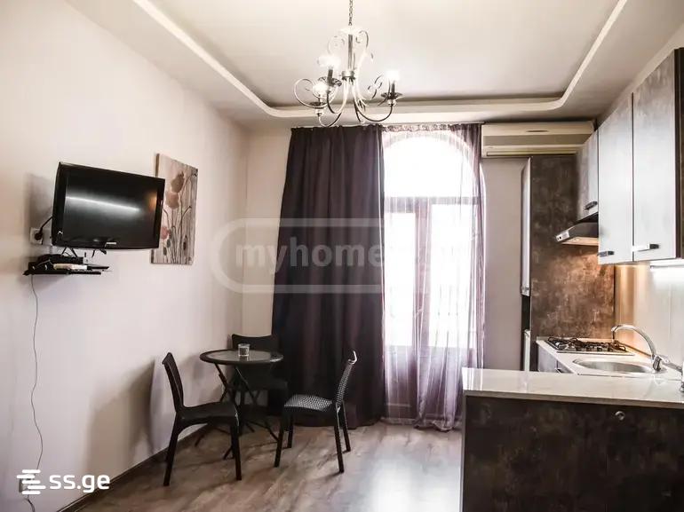 Kazbegi avenue . - 3 rooms