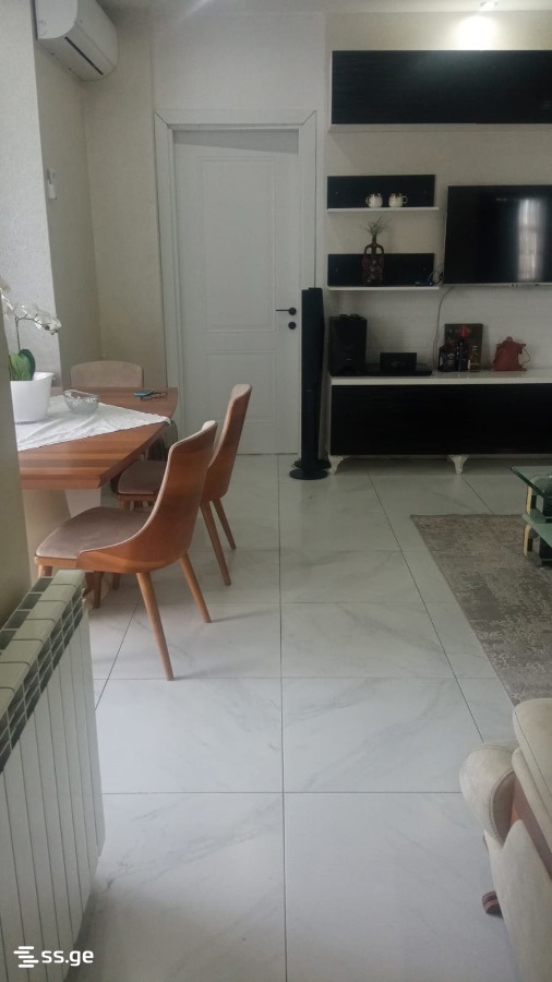 Bagrationi str. 170 - 3 rooms