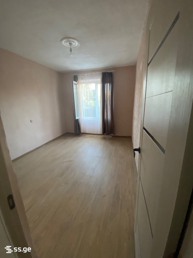 Vazisubnis dasaxleba 2 - 3 rooms