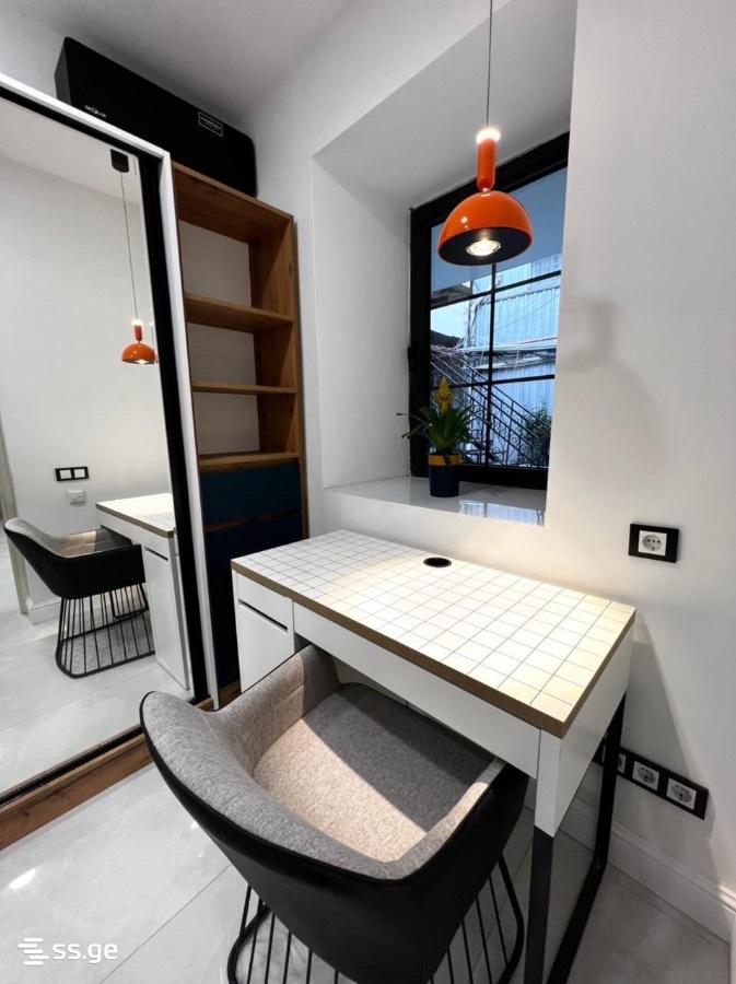11 - 3 rooms