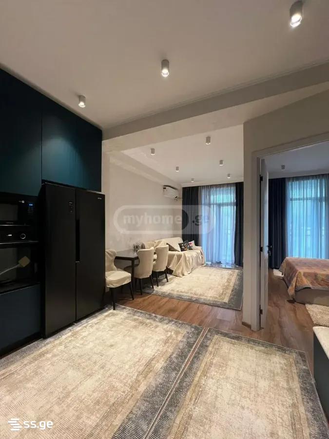 Kosmonavtebi coast 91 - 2 rooms