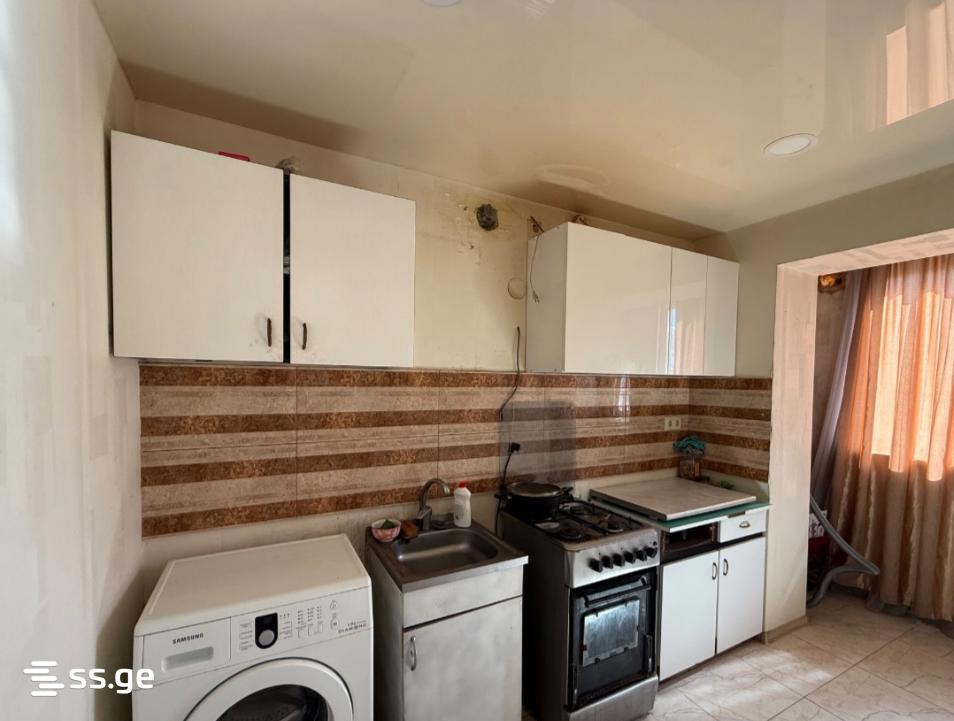 a.wereTlis avenue 87 - 2 rooms