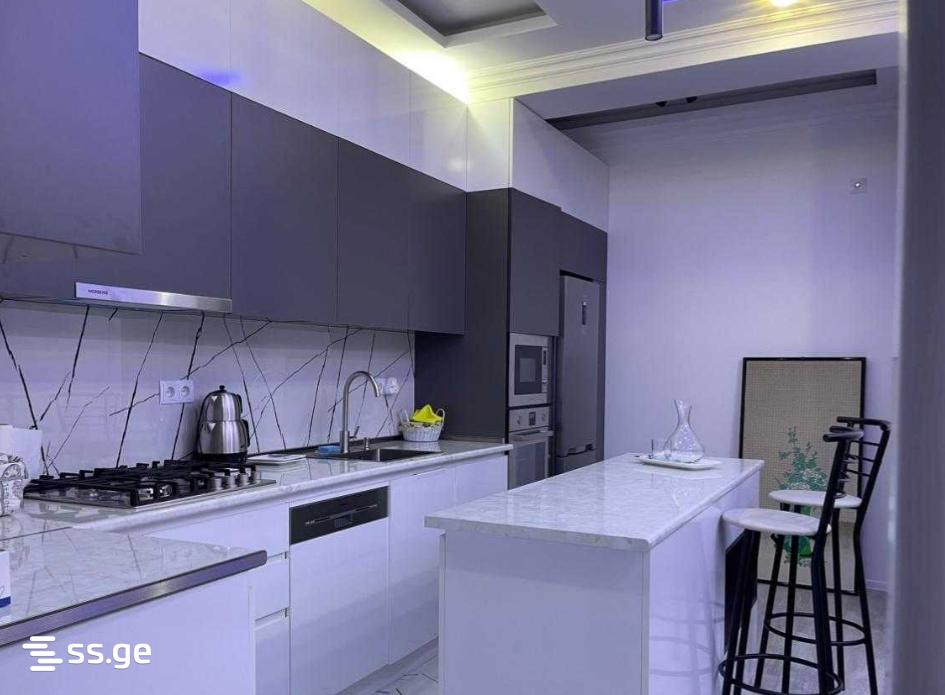 navtlugi st. 10 - 3 rooms