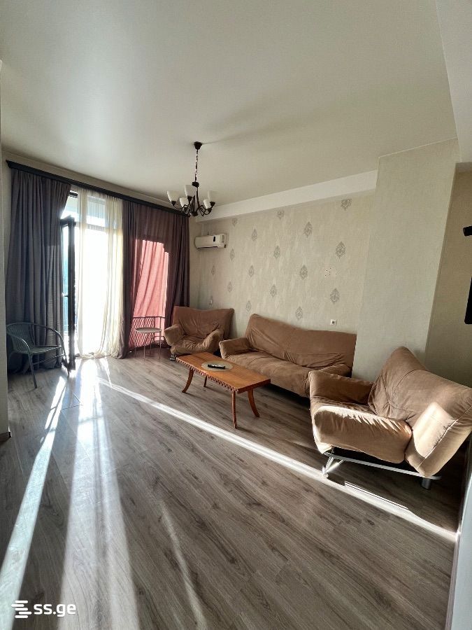 Nestan-Darejani st. - 3 rooms