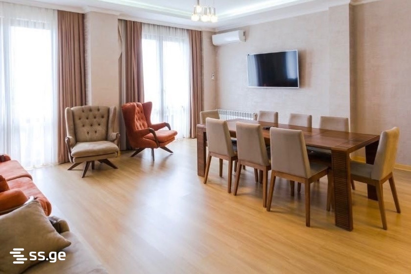Chavchavadze st. 1 - 4 rooms