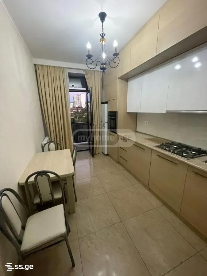 a.wereTlis avenue - 3 rooms
