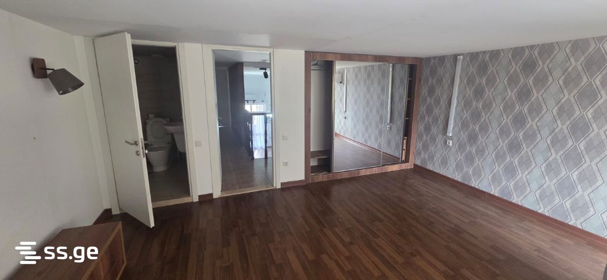 Chavchavadze st. 55 - 5 rooms