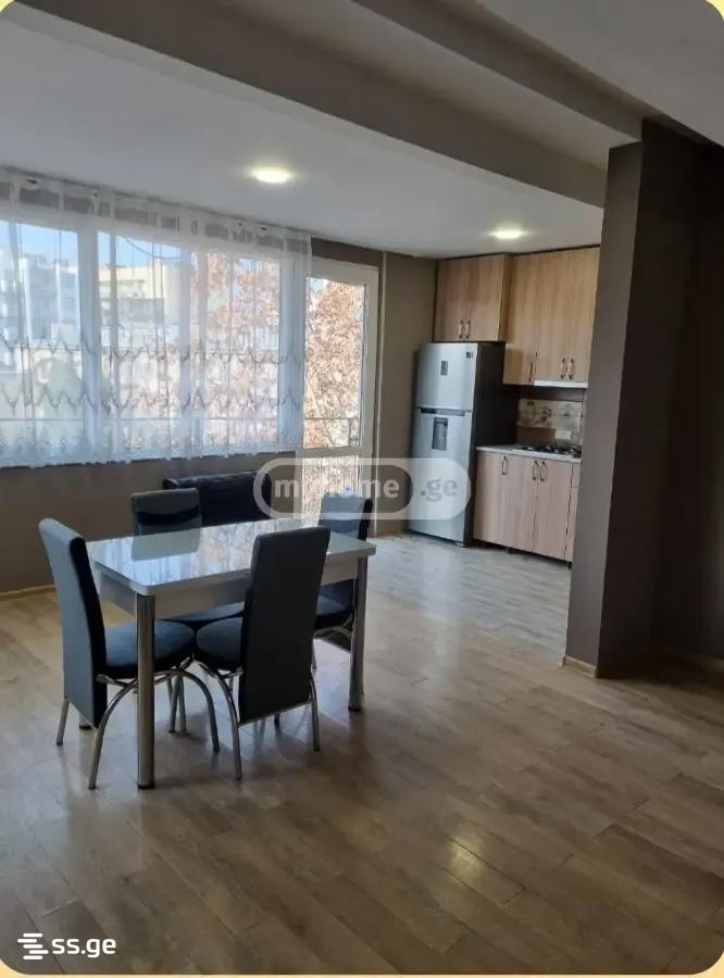 a.wereTlis avenue - 4 rooms