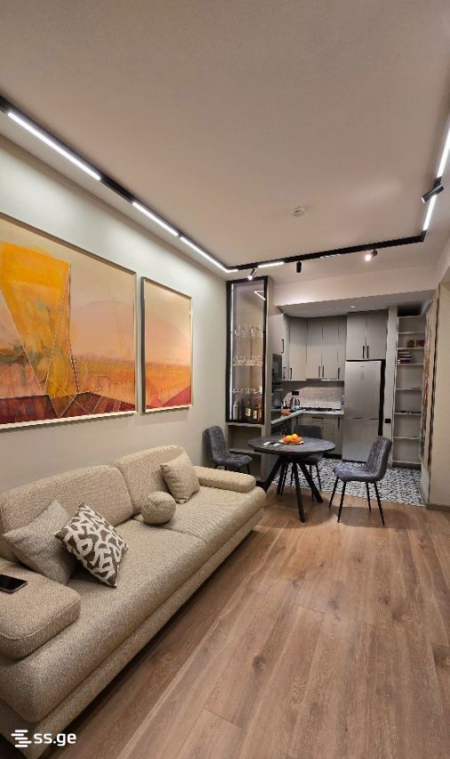 a.wereTlis avenue 117 - 3 rooms