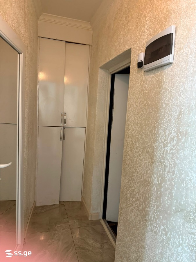 11 - 4 rooms