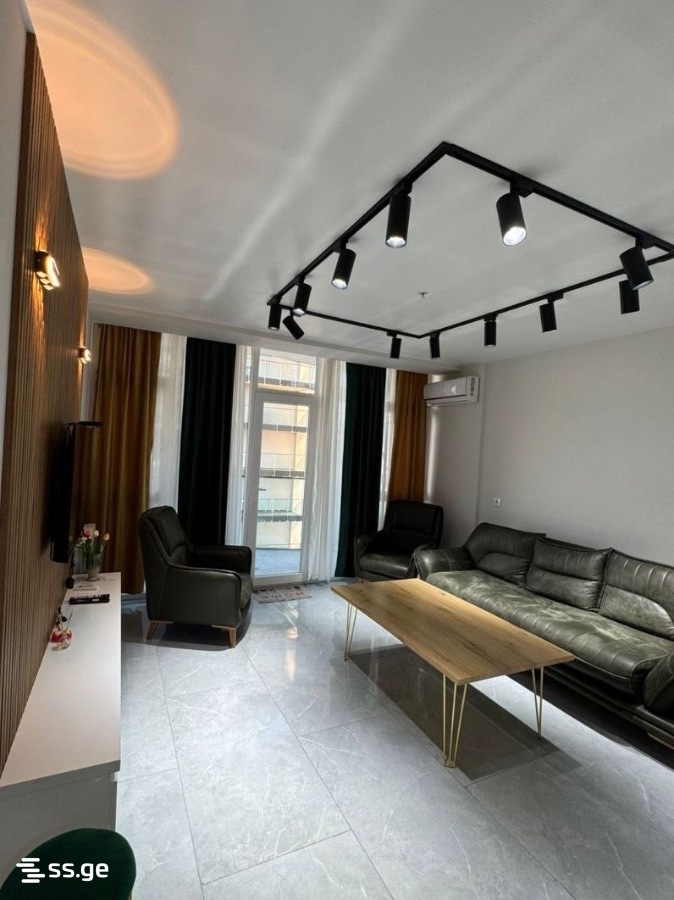 Lech and Maria Kaczynski street 19 - 2 rooms