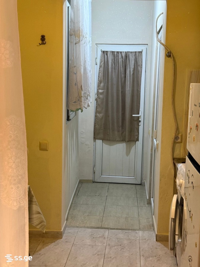 Gogoli st. 13 - 1 rooms