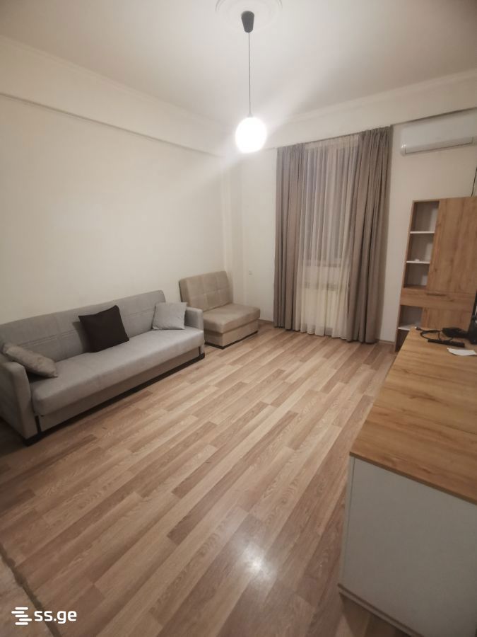evdoshvili st. 18 - 2 rooms