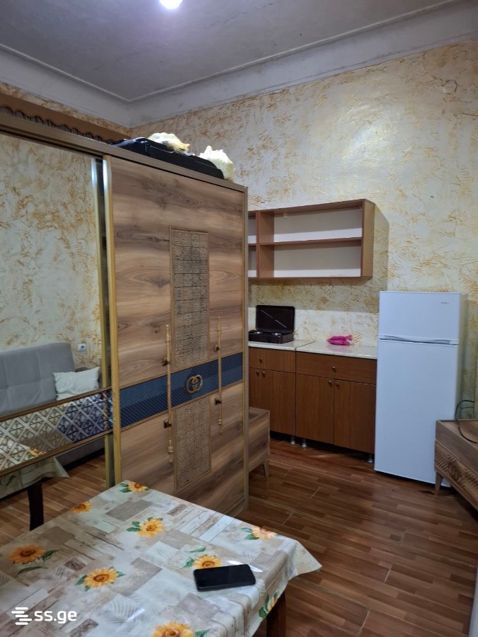 Firosman Street 3 - 1 rooms