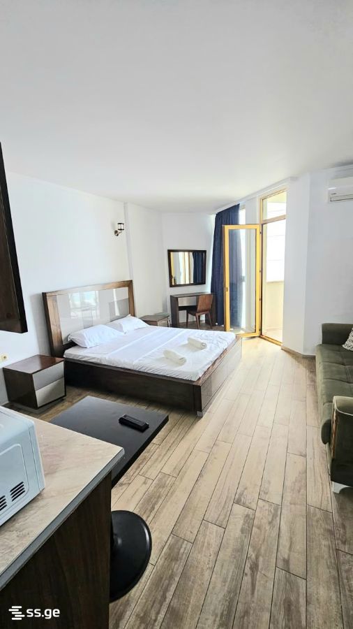 4 - 1 rooms
