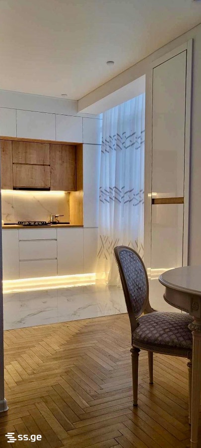 Vazha-Pshavela st. 5 - 5 rooms