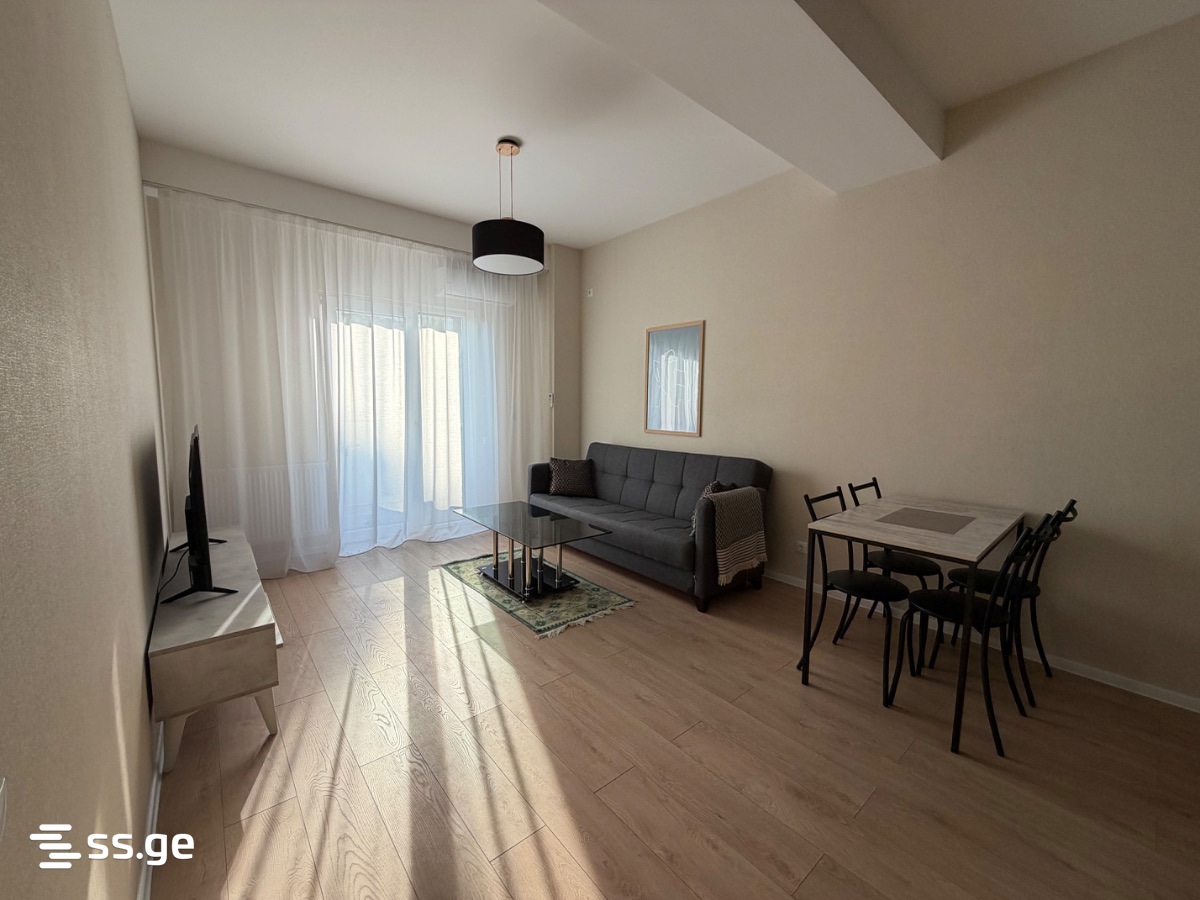 chkondideli st. 40 - 2 rooms